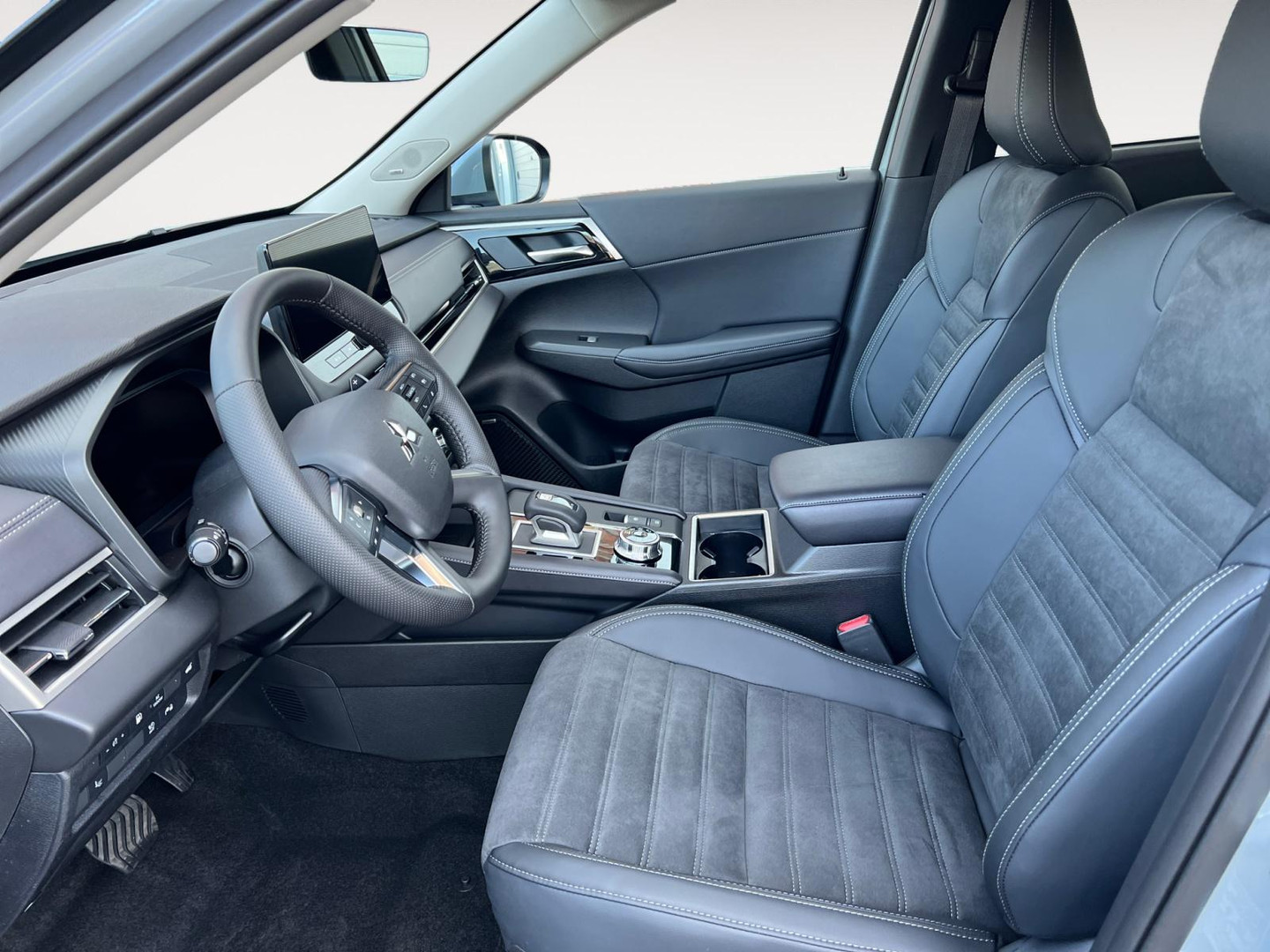 Mitsubishi Mitsubishi