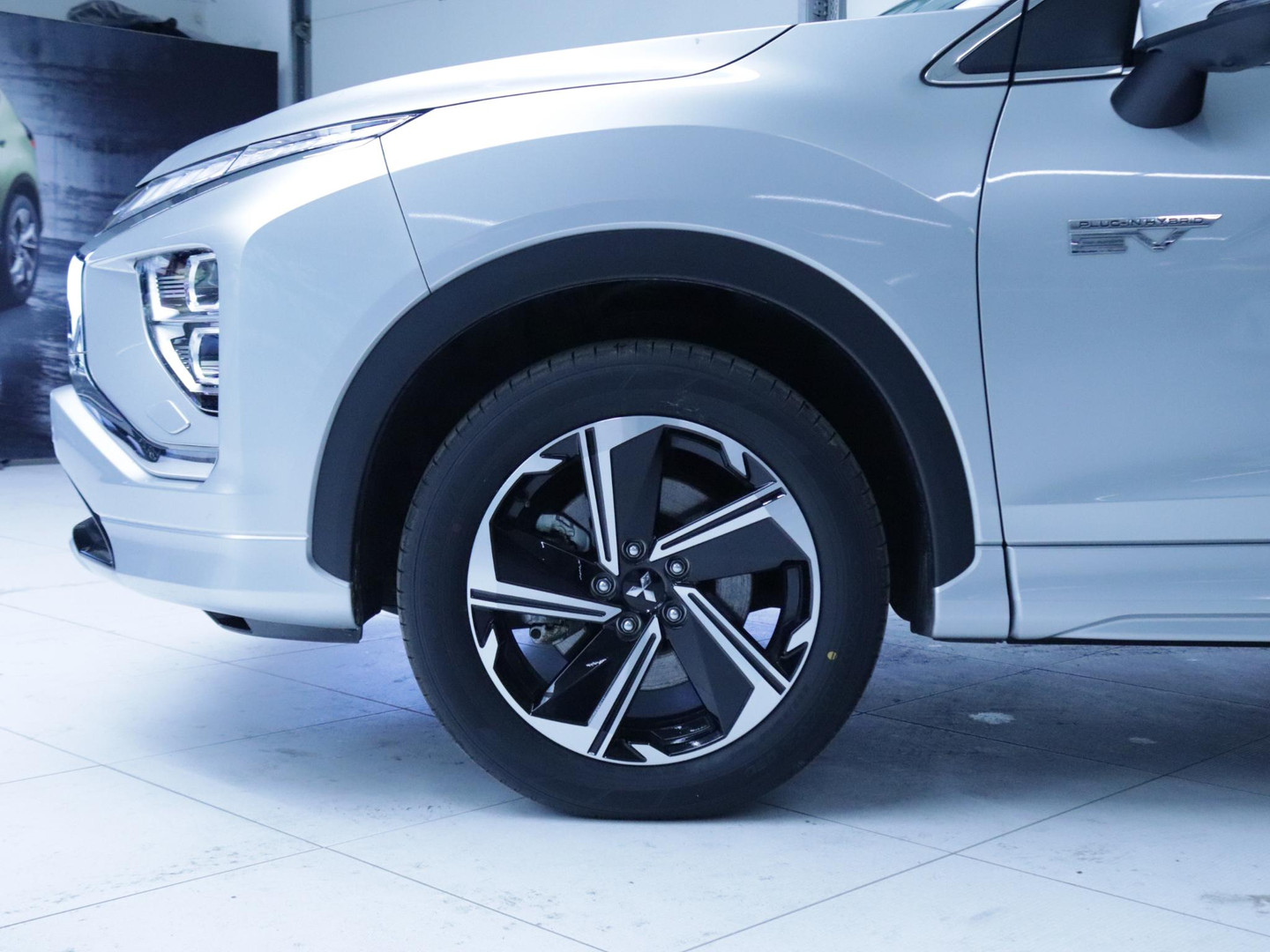 Mitsubishi Mitsubishi