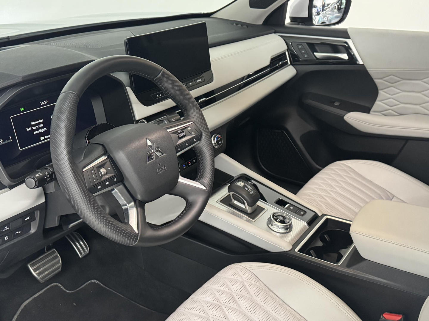 Mitsubishi Mitsubishi