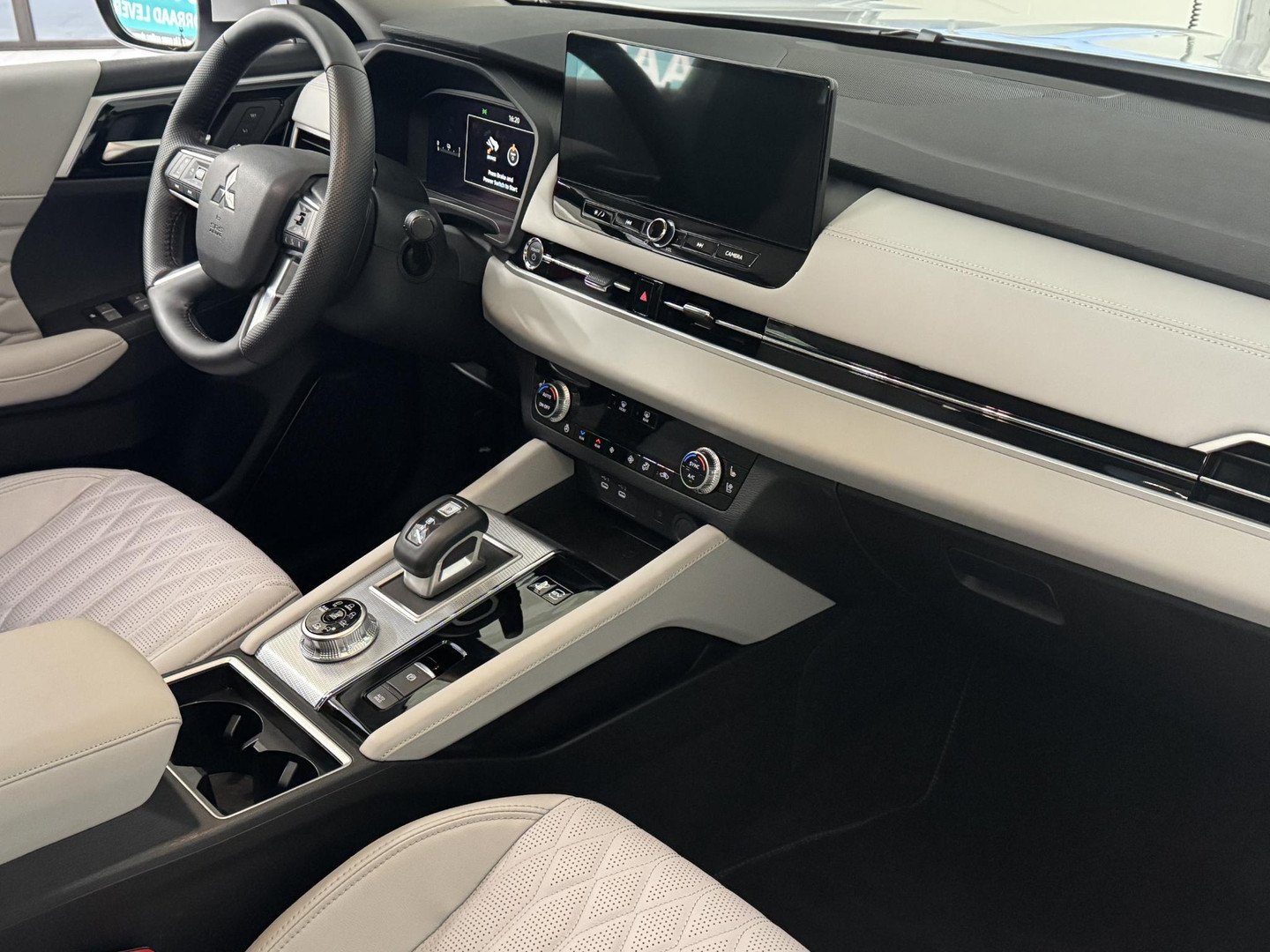 Mitsubishi Mitsubishi