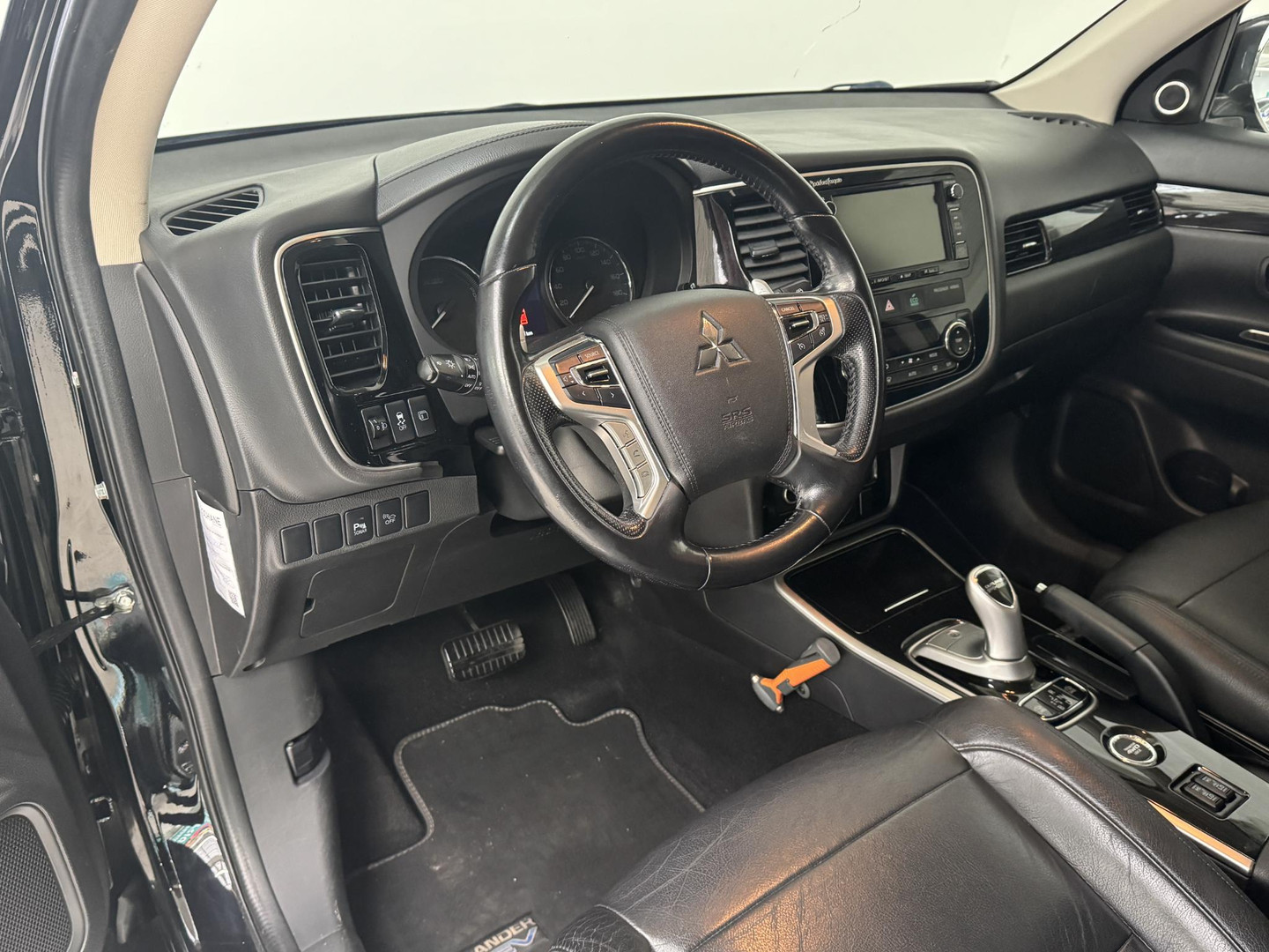 Mitsubishi Mitsubishi