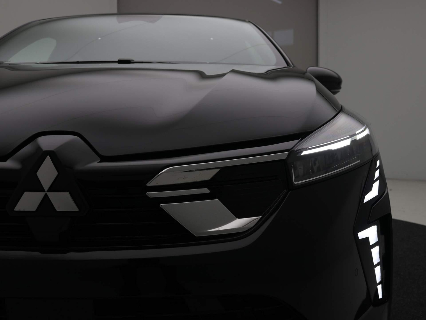 Mitsubishi Mitsubishi