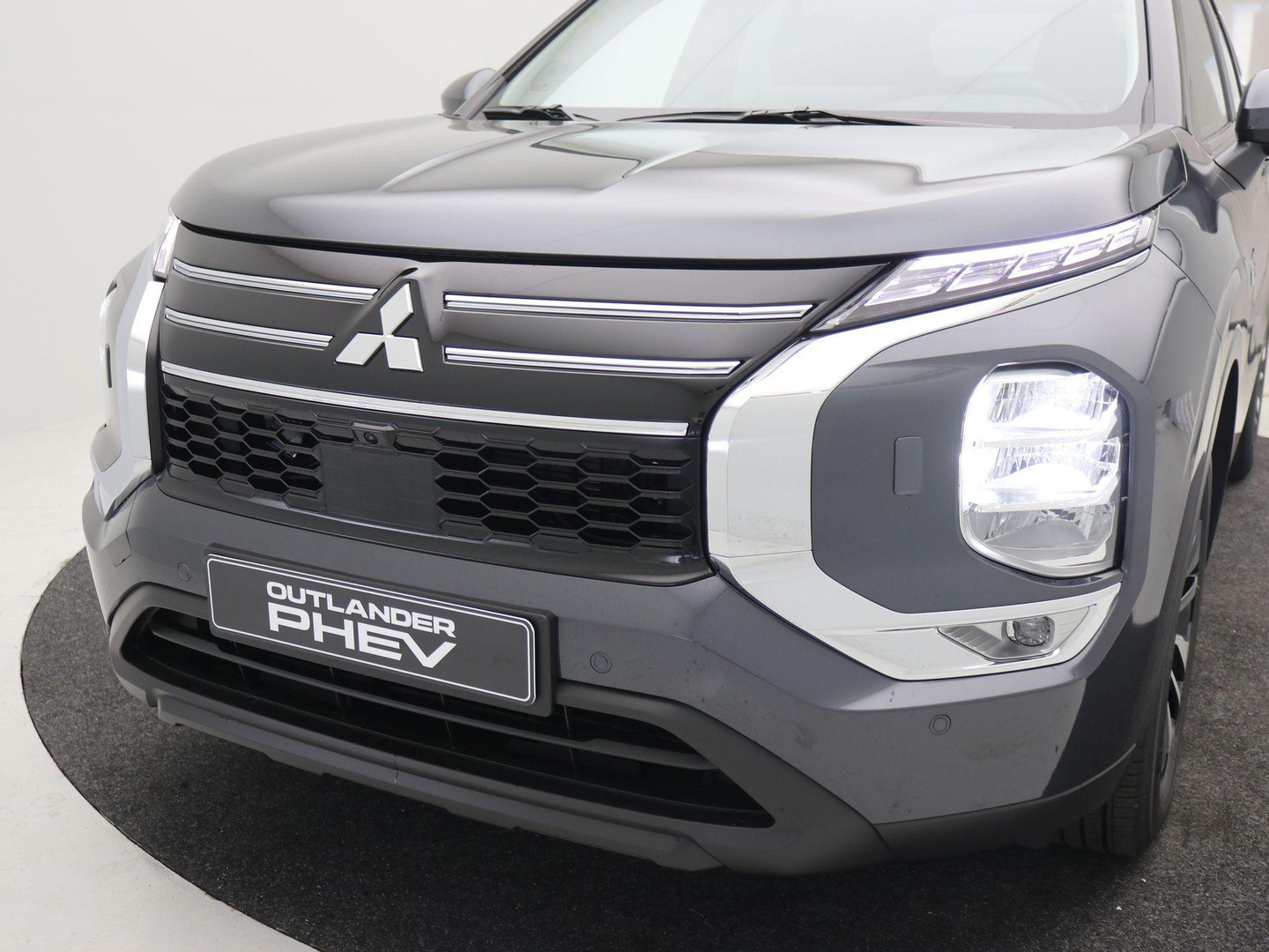 Mitsubishi Mitsubishi