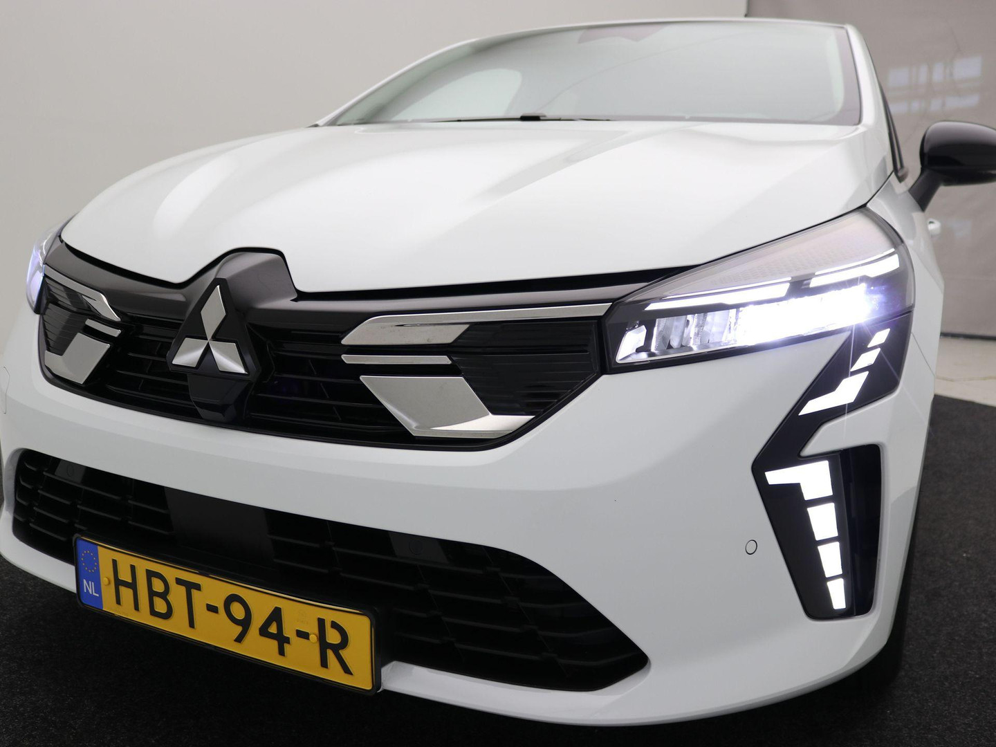 Mitsubishi Mitsubishi