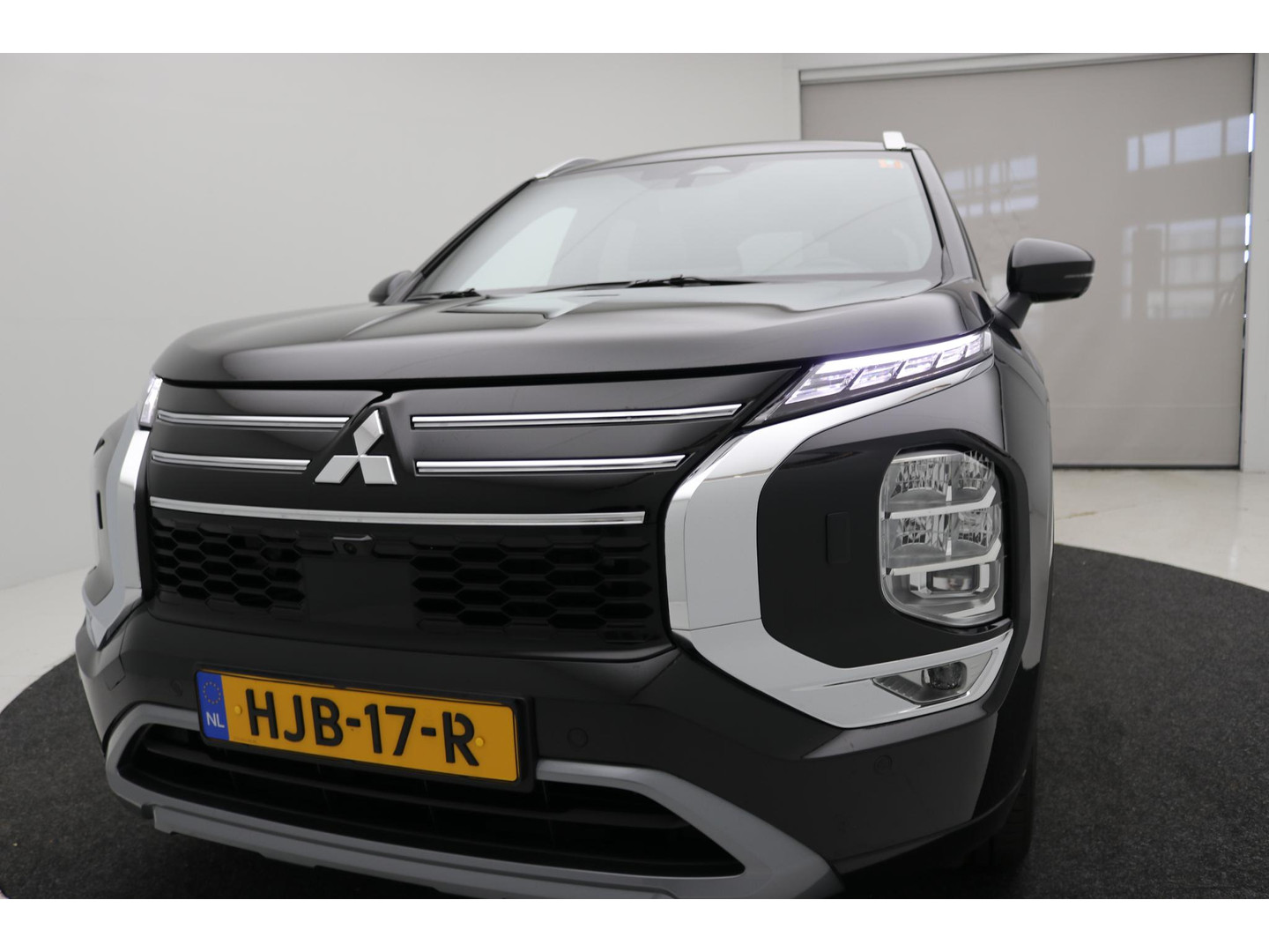 Mitsubishi Mitsubishi
