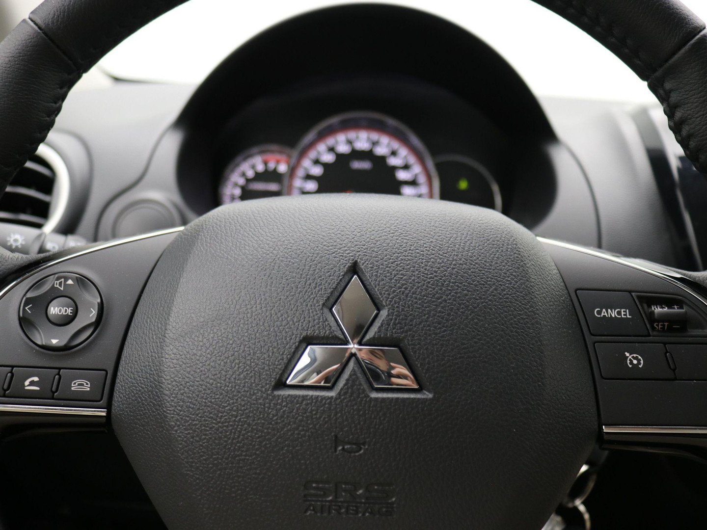 Mitsubishi Mitsubishi