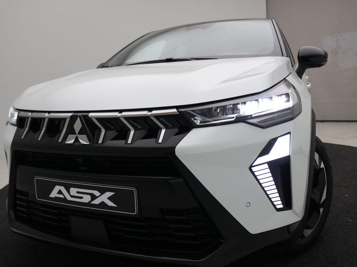 Mitsubishi Mitsubishi