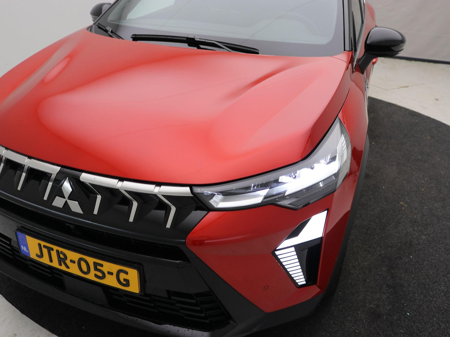 Mitsubishi Mitsubishi