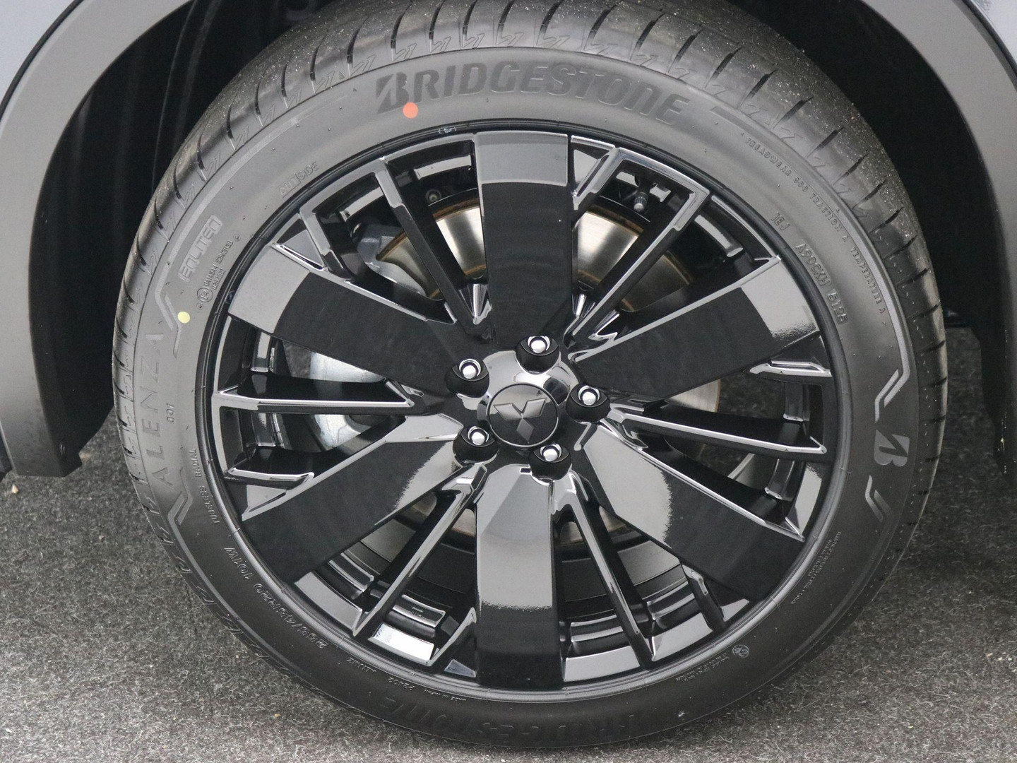 Mitsubishi Mitsubishi