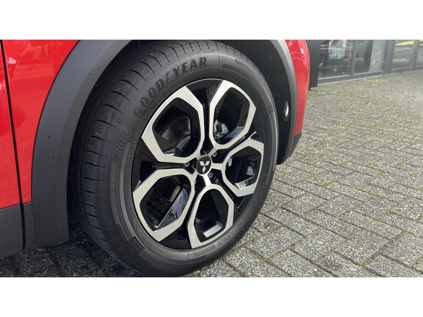 Mitsubishi Mitsubishi