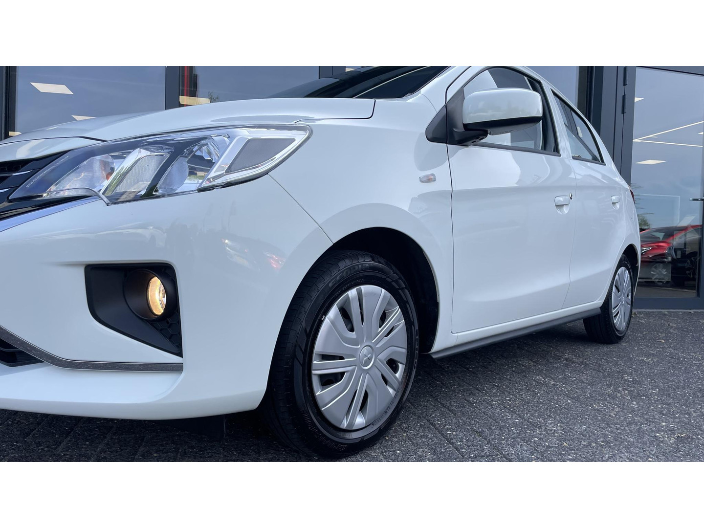 Mitsubishi Mitsubishi