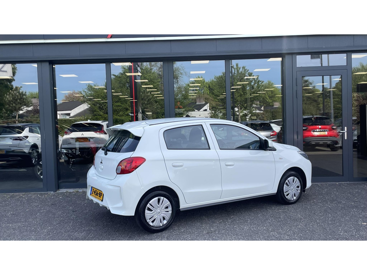 Mitsubishi Mitsubishi