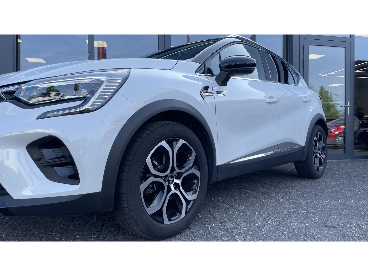 Mitsubishi Mitsubishi