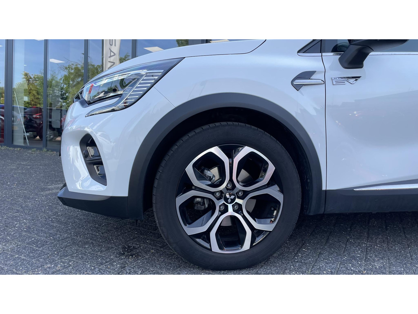 Mitsubishi Mitsubishi