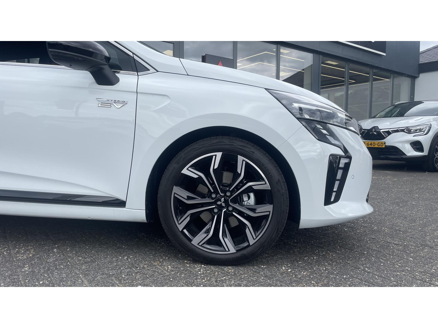 Mitsubishi Mitsubishi