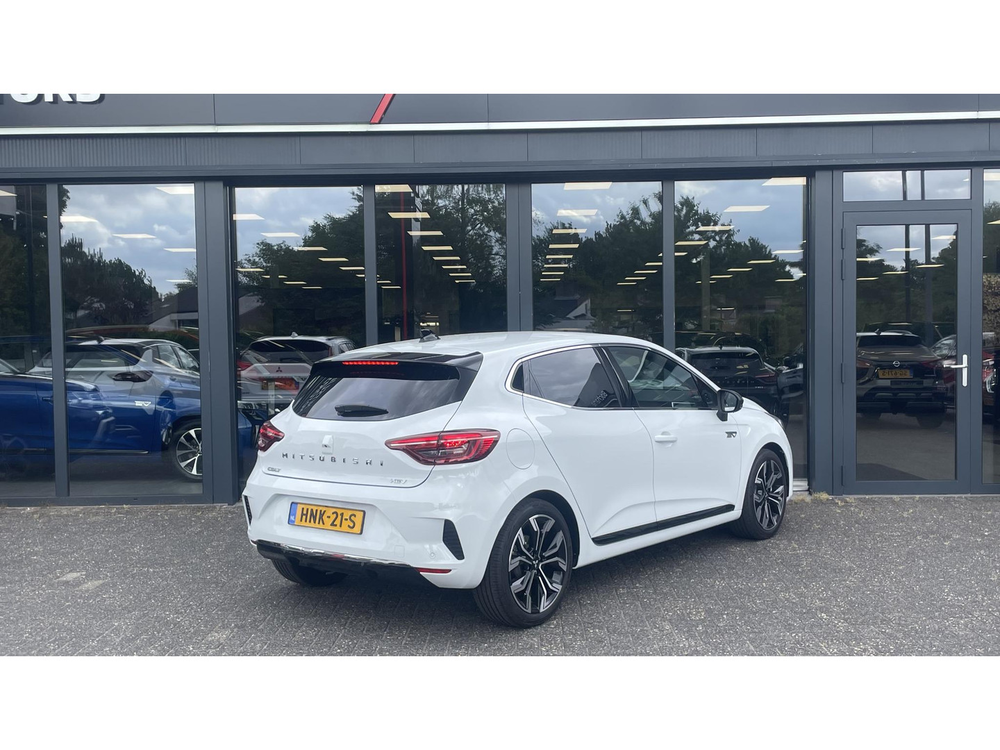 Mitsubishi Mitsubishi