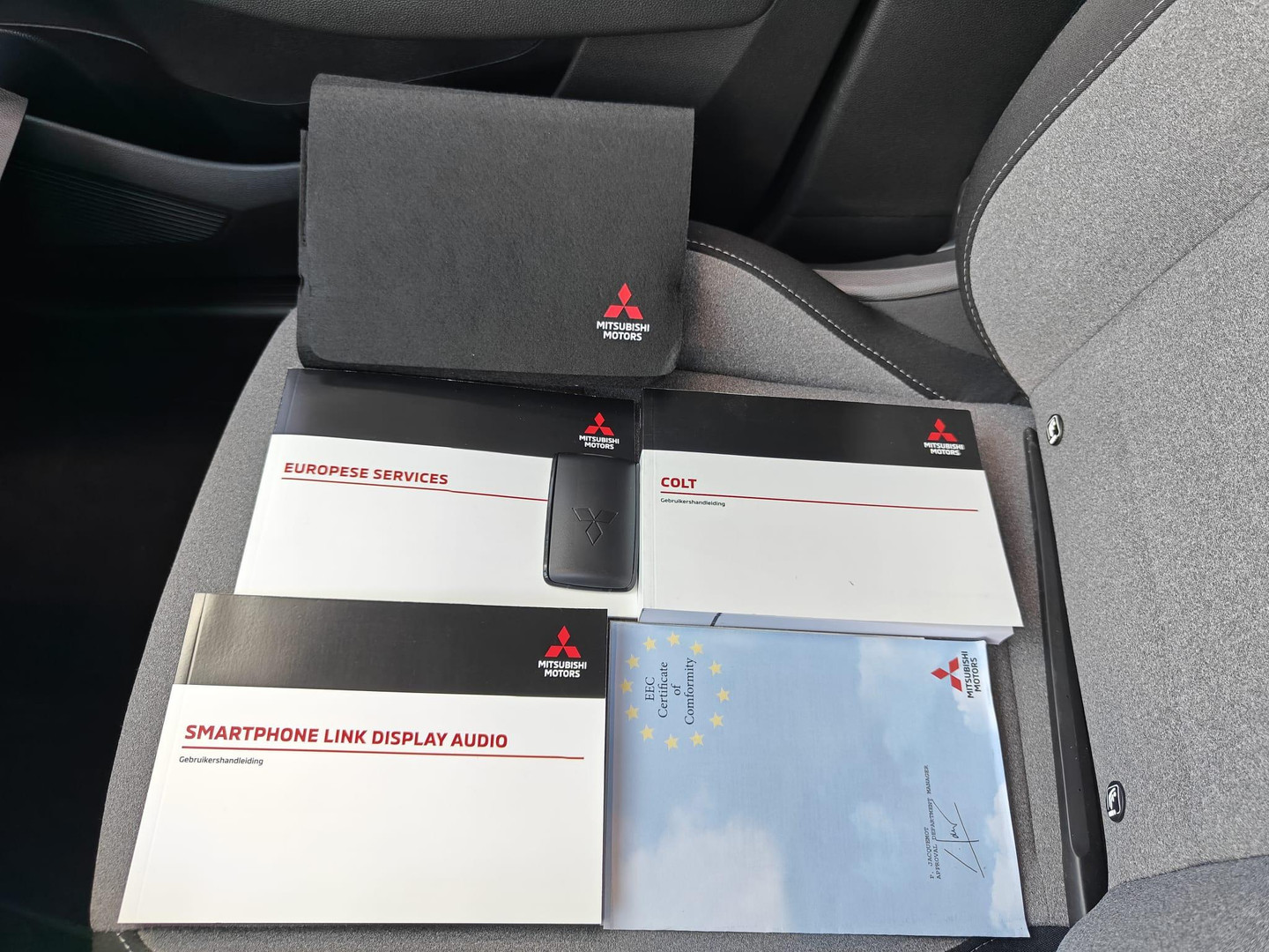 Mitsubishi Mitsubishi