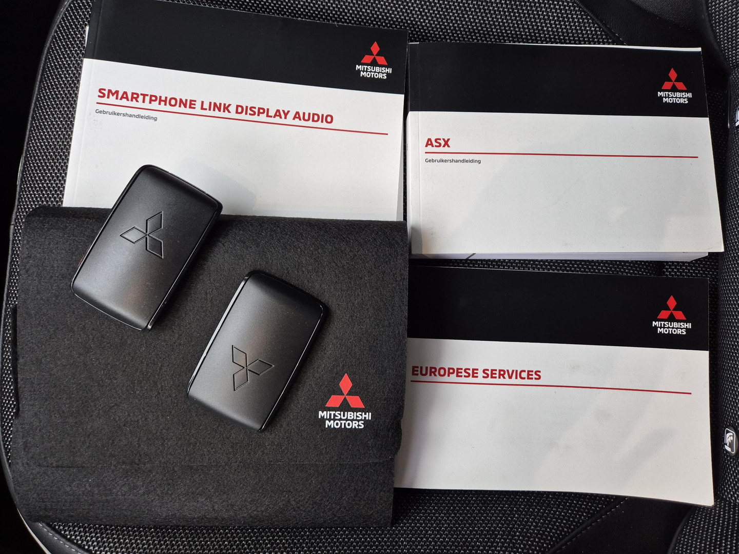 Mitsubishi Mitsubishi