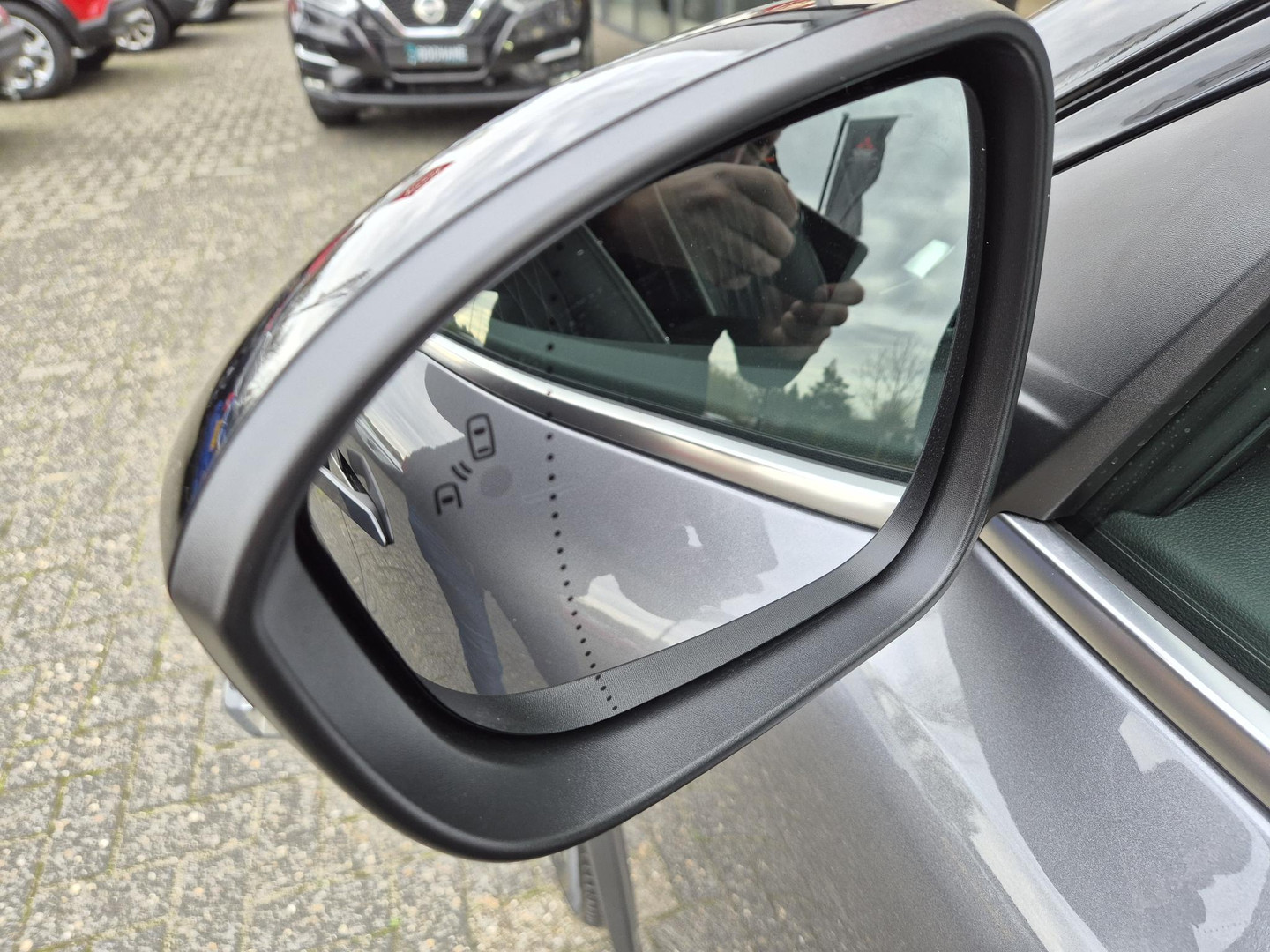 Mitsubishi Mitsubishi