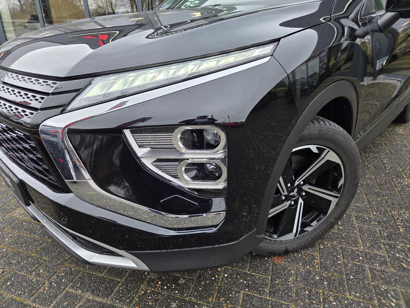 Mitsubishi Mitsubishi