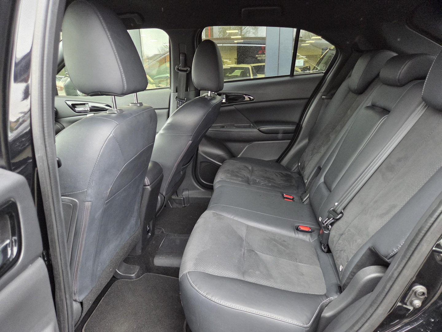 Mitsubishi Mitsubishi