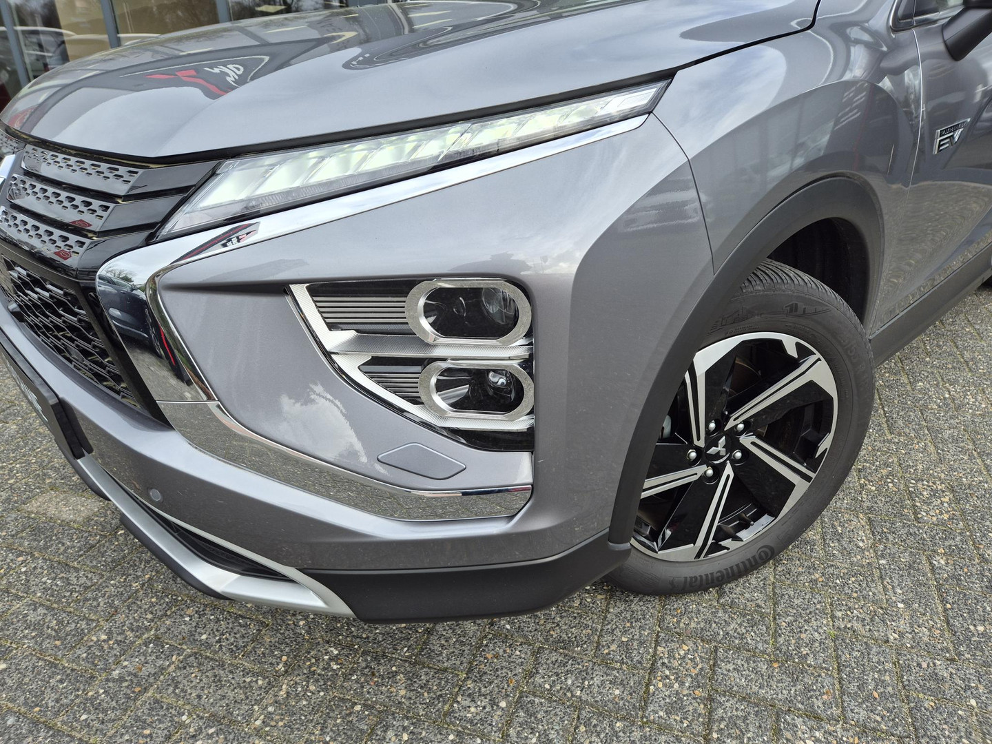 Mitsubishi Mitsubishi