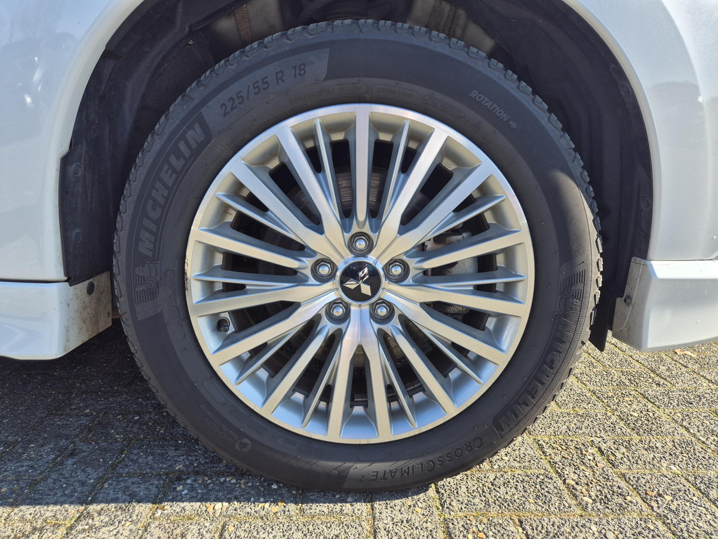 Mitsubishi Mitsubishi