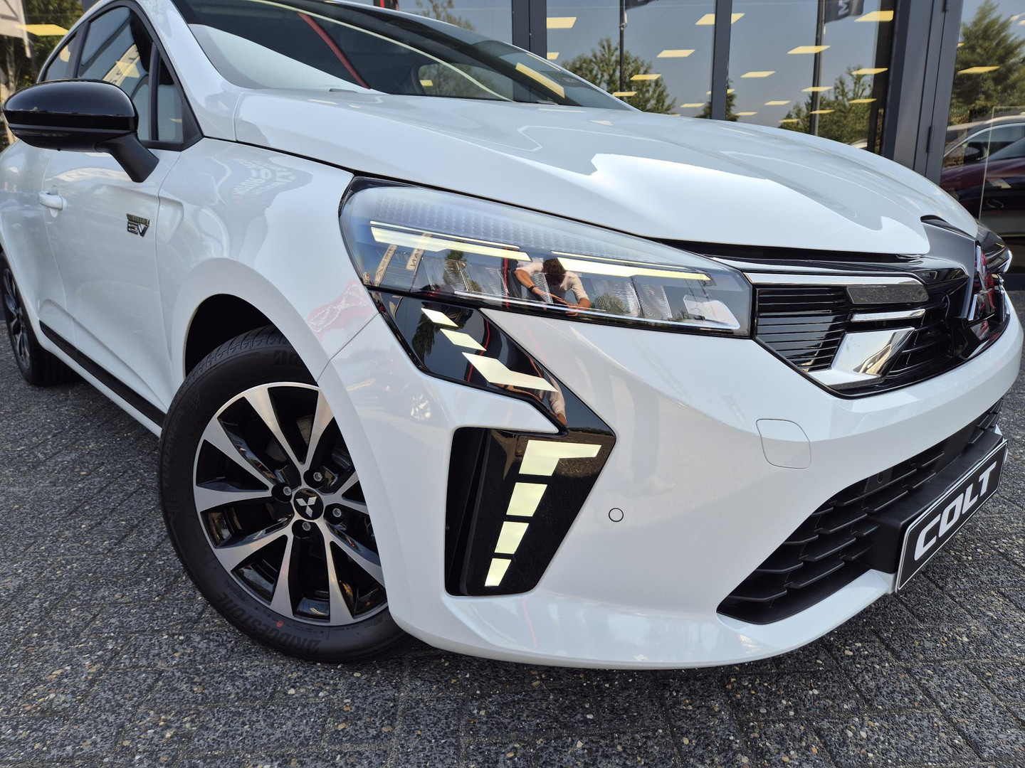 Mitsubishi Mitsubishi