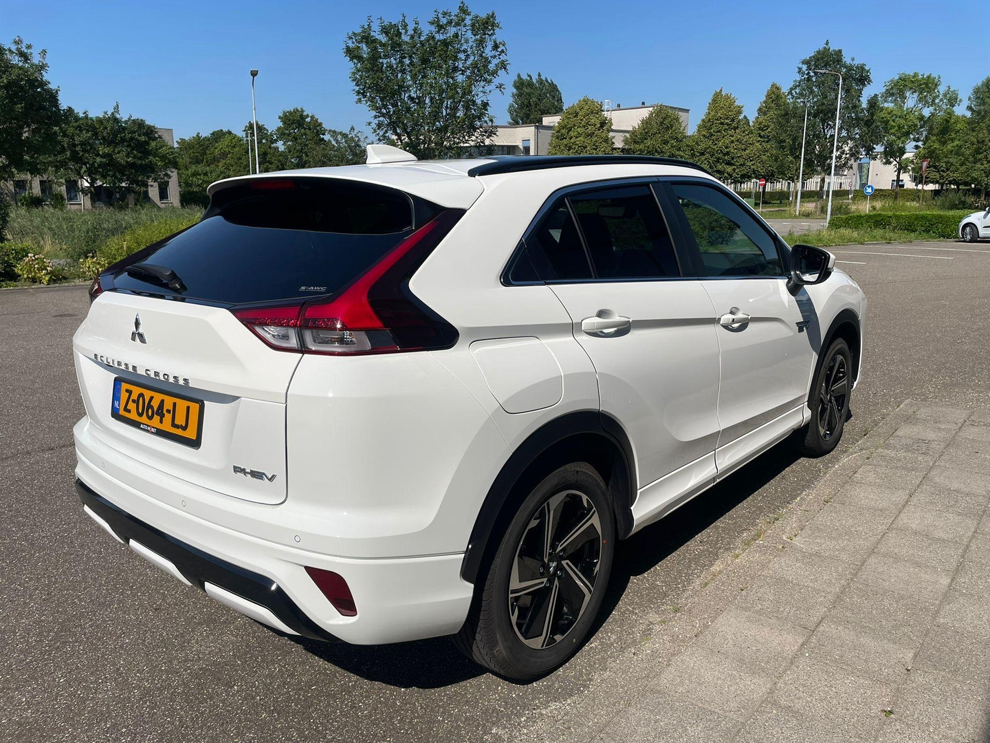 Mitsubishi Mitsubishi