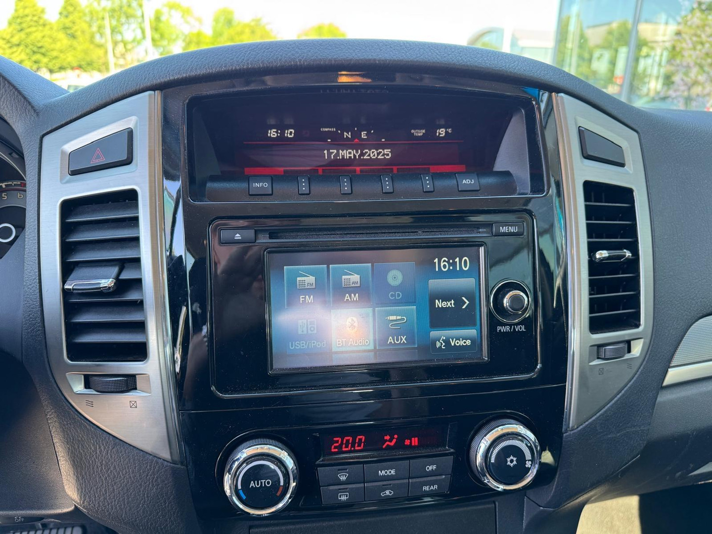 Mitsubishi Mitsubishi