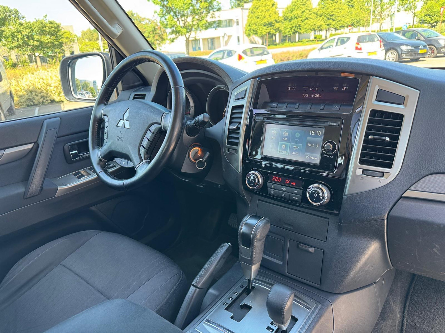 Mitsubishi Mitsubishi