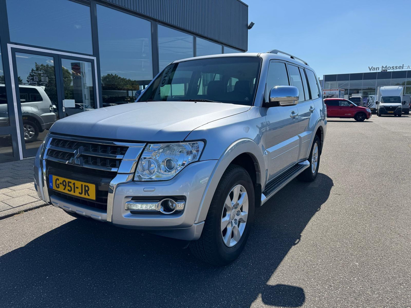 Mitsubishi Mitsubishi