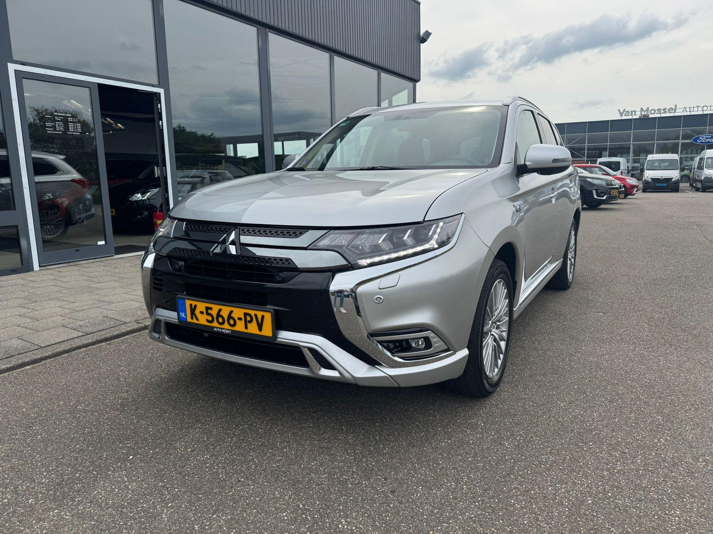 Mitsubishi Mitsubishi