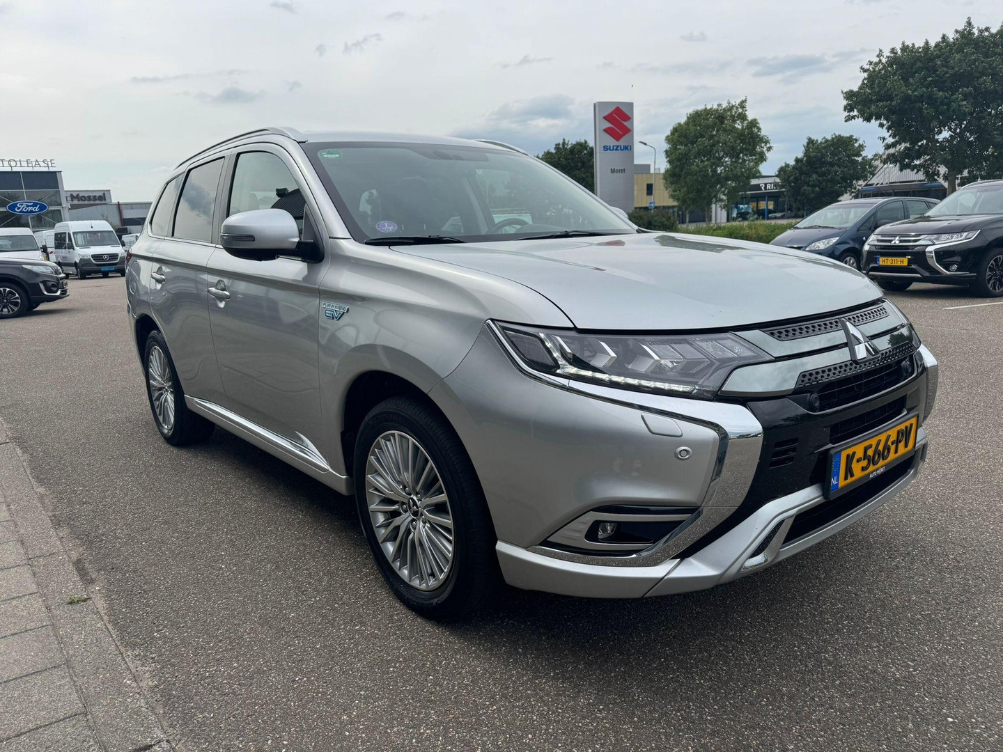 Mitsubishi Mitsubishi
