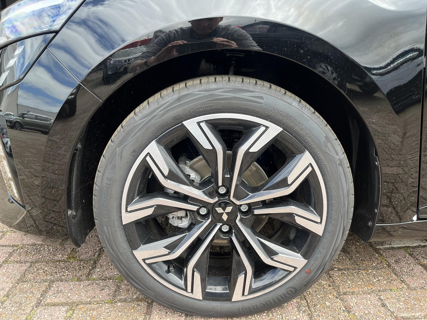 Mitsubishi Mitsubishi