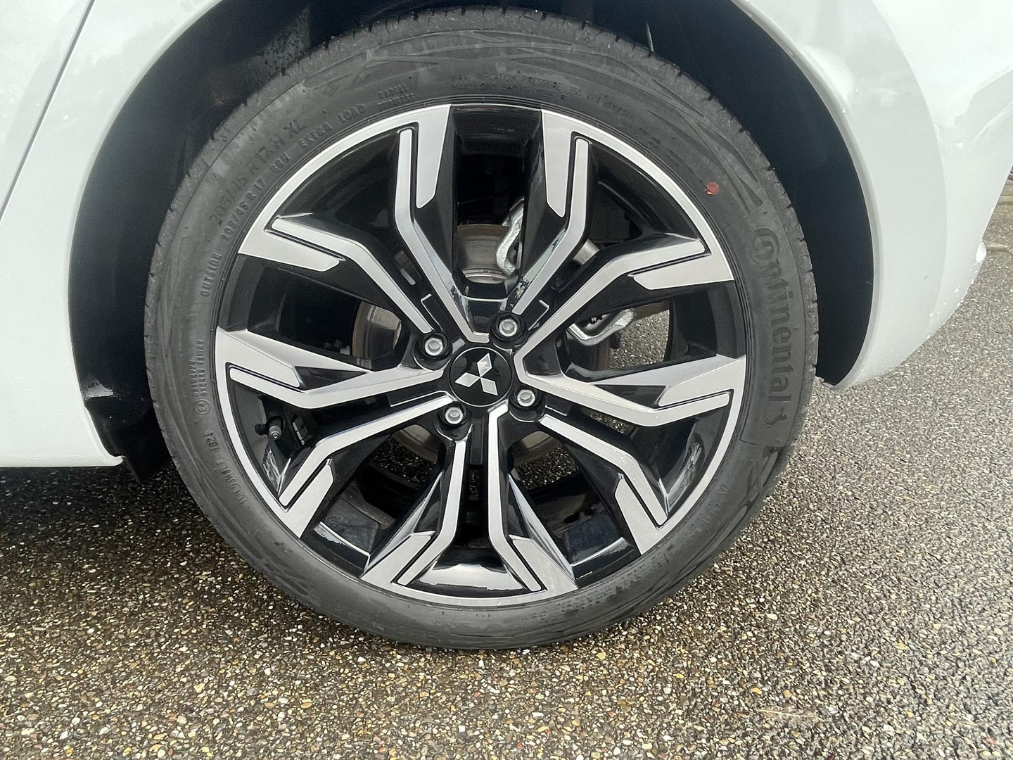 Mitsubishi Mitsubishi