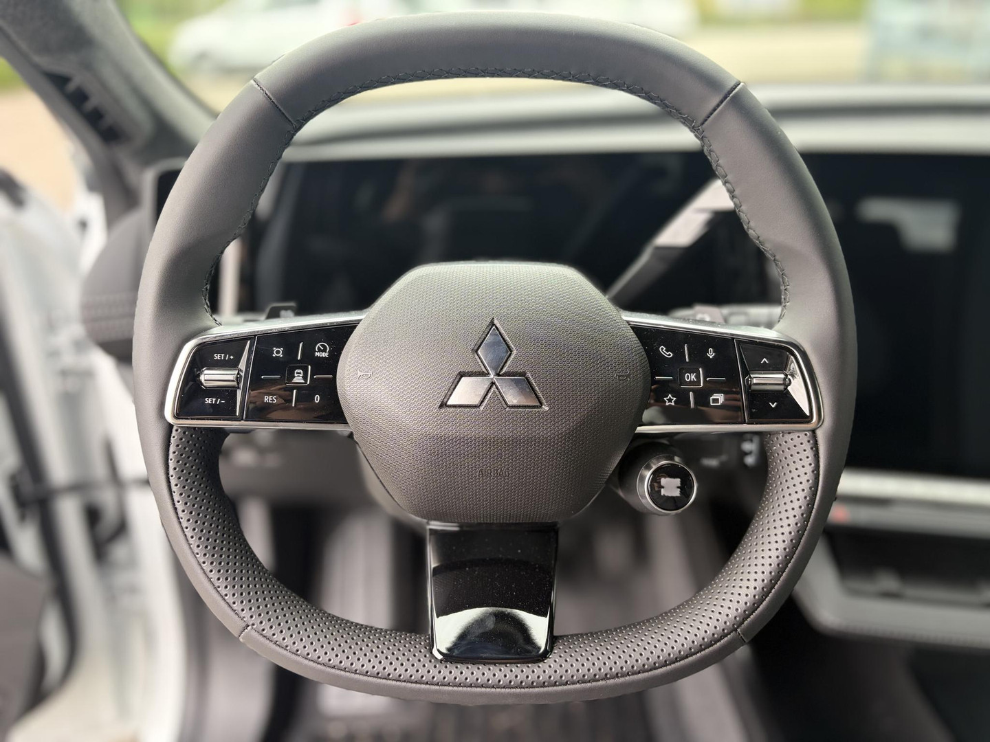 Mitsubishi Mitsubishi