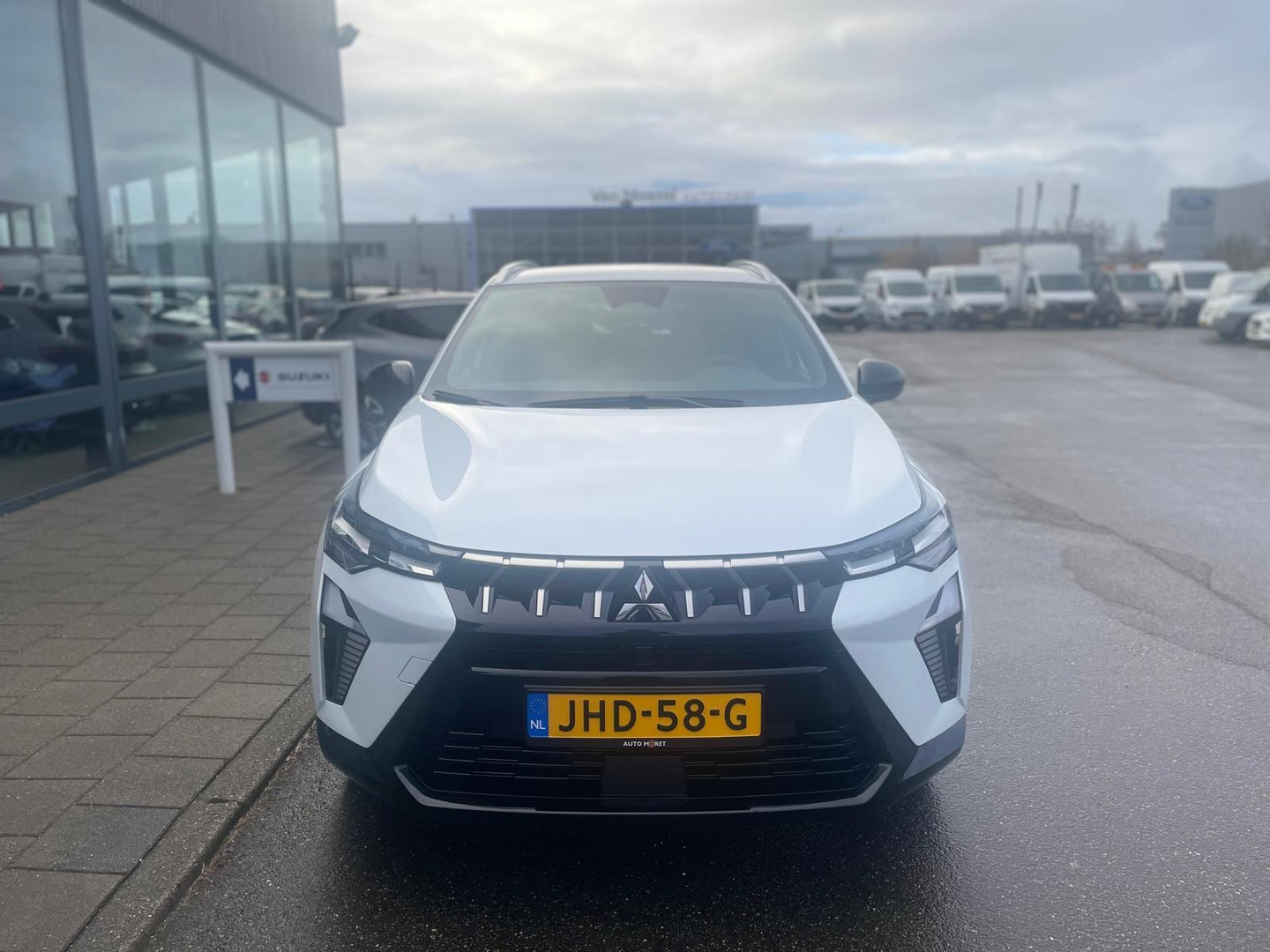 Mitsubishi Mitsubishi