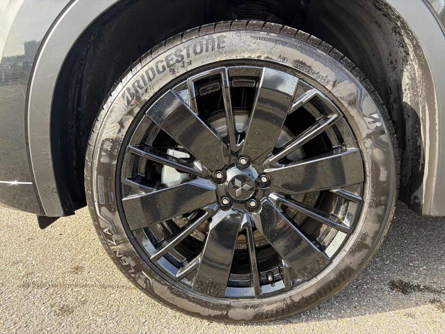 Mitsubishi Mitsubishi