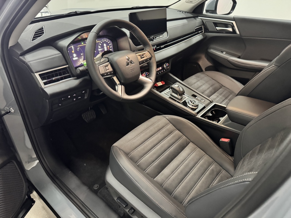 Mitsubishi Mitsubishi