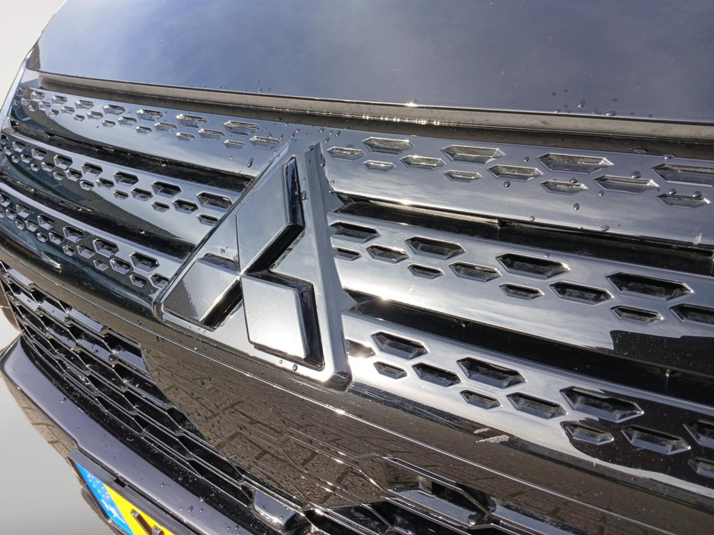 Mitsubishi Mitsubishi