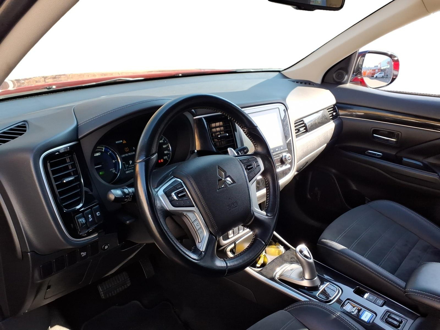 Mitsubishi Mitsubishi