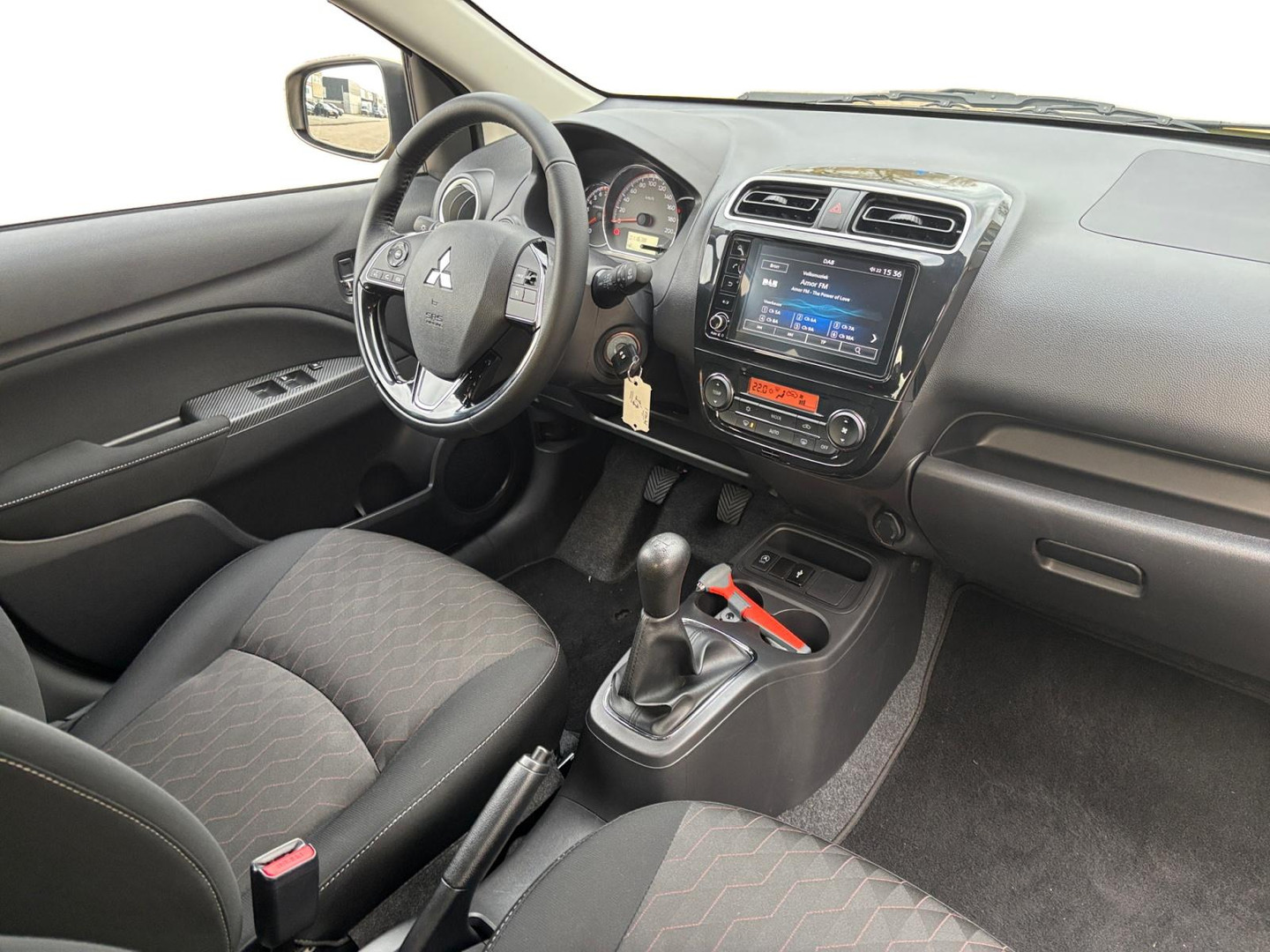 Mitsubishi Mitsubishi