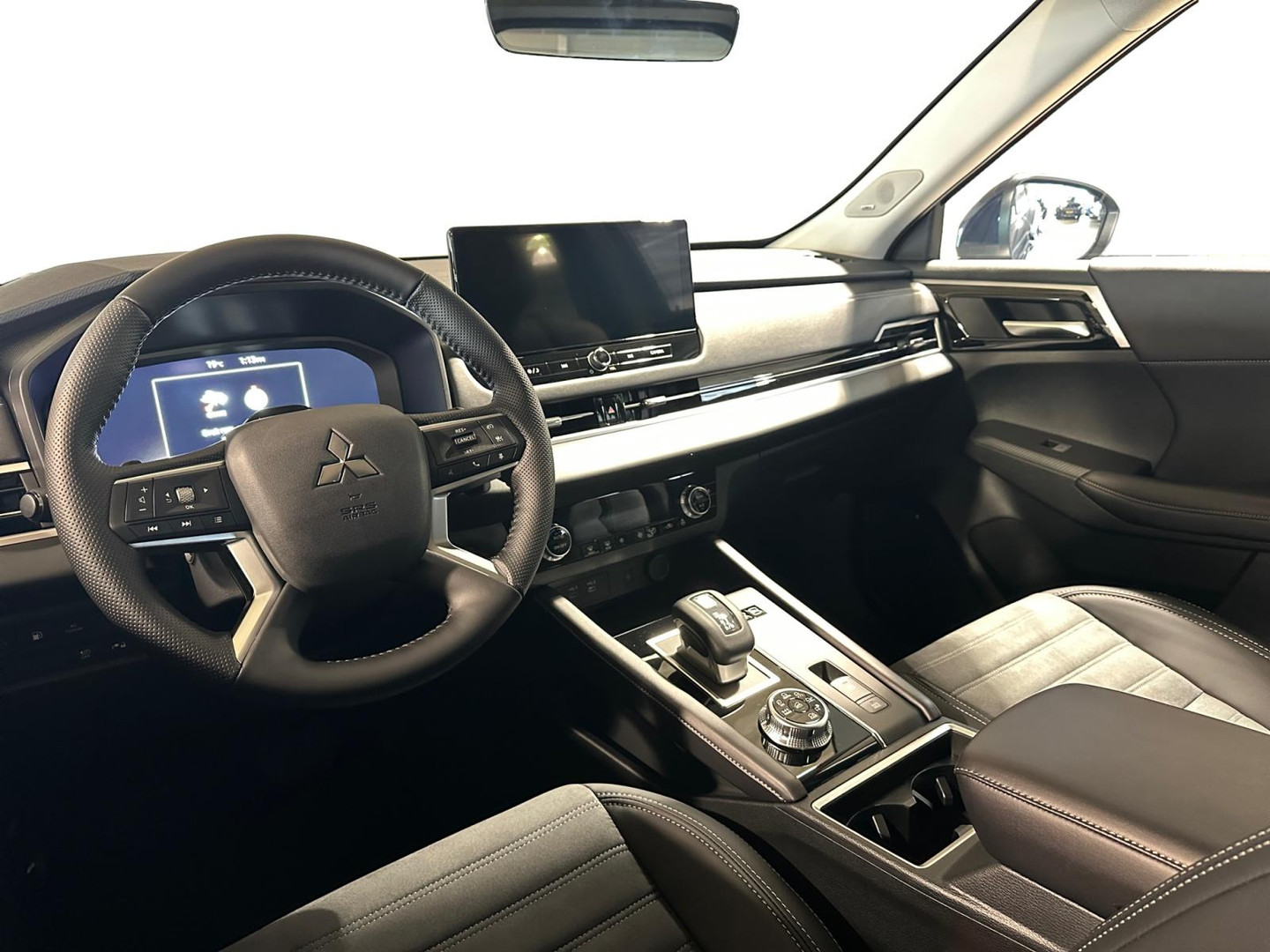 Mitsubishi Mitsubishi