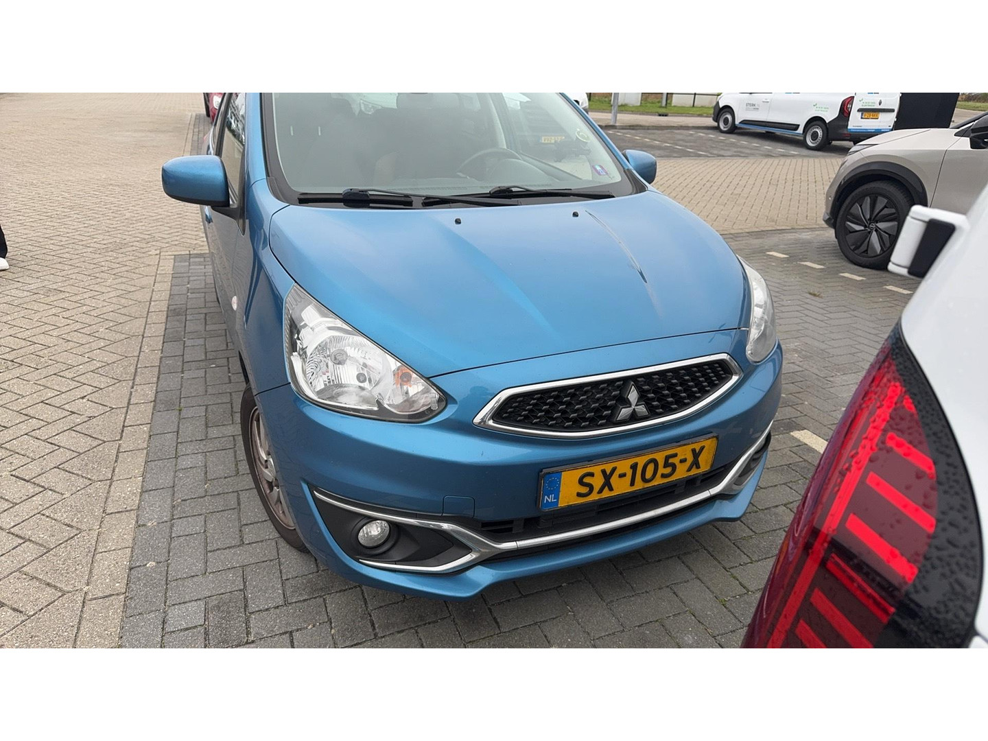 Mitsubishi Mitsubishi