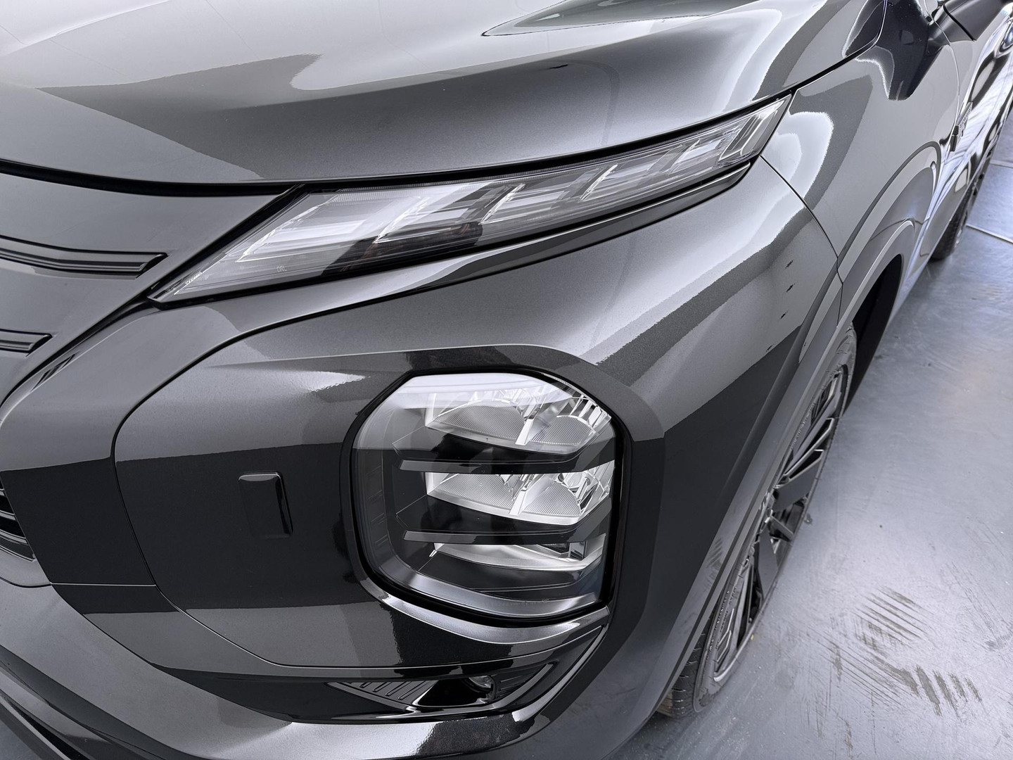Mitsubishi Mitsubishi