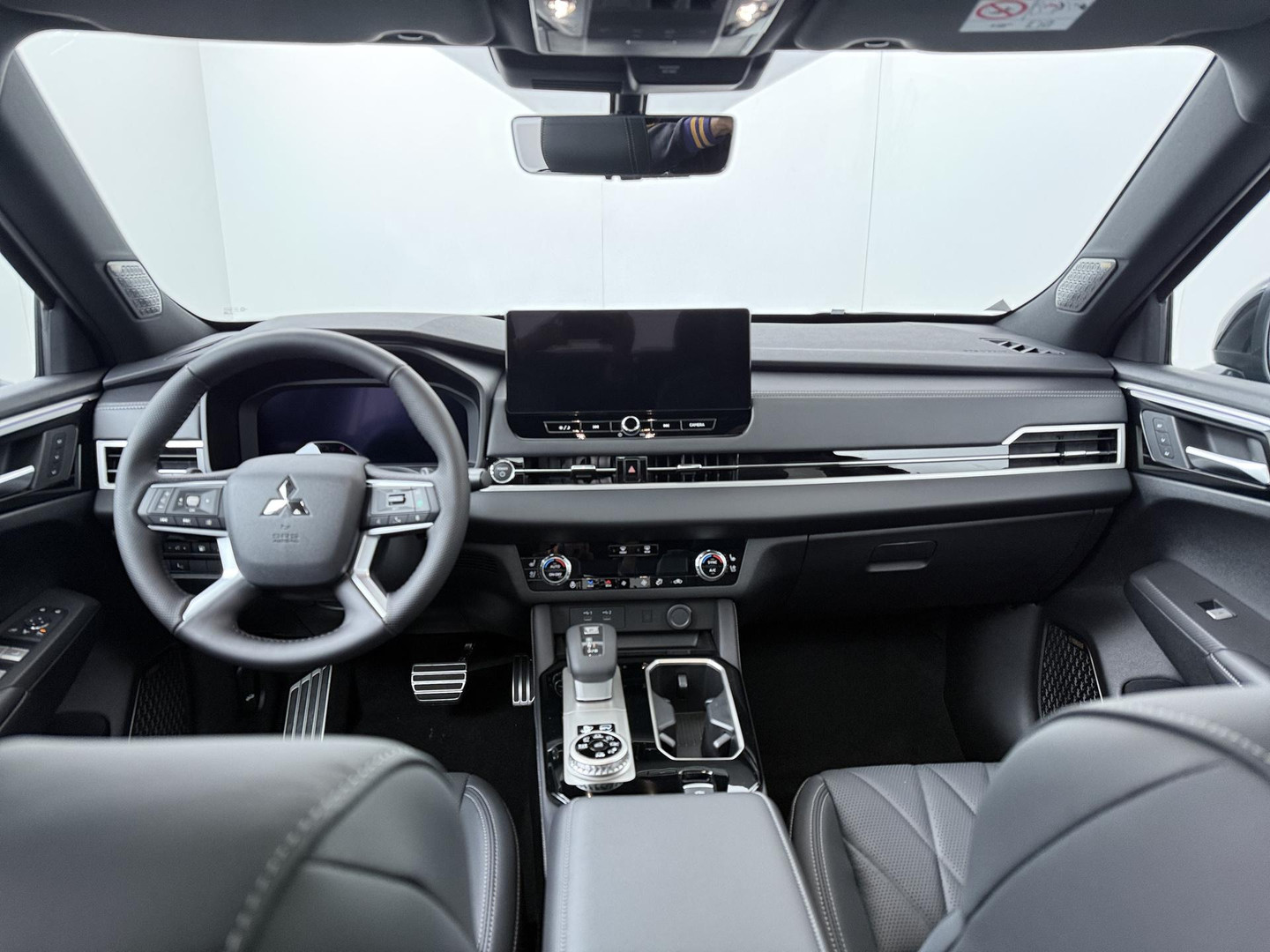 Mitsubishi Mitsubishi