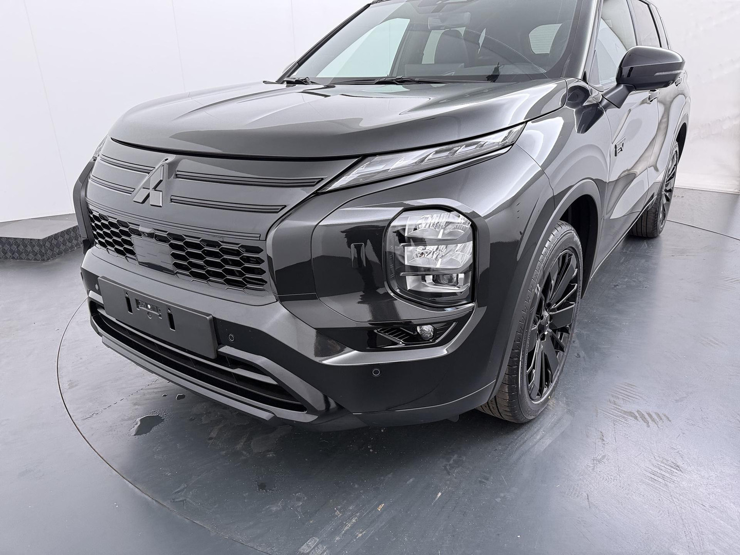 Mitsubishi Mitsubishi