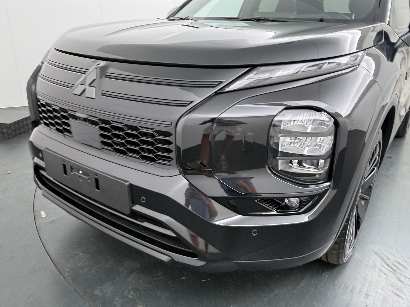 Mitsubishi Mitsubishi