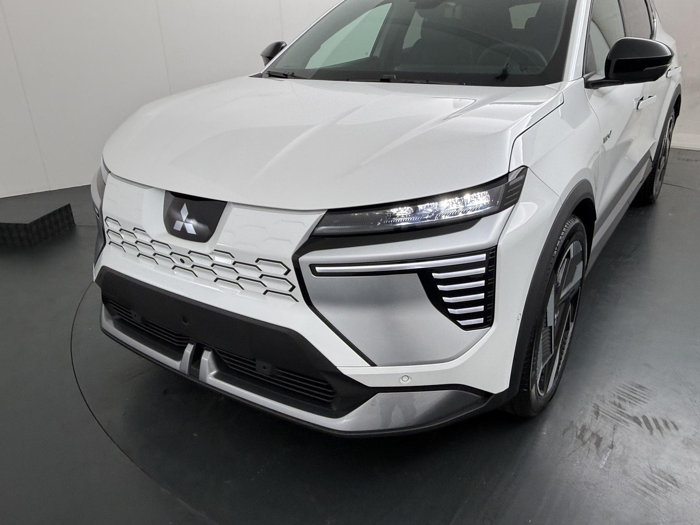 Mitsubishi Mitsubishi